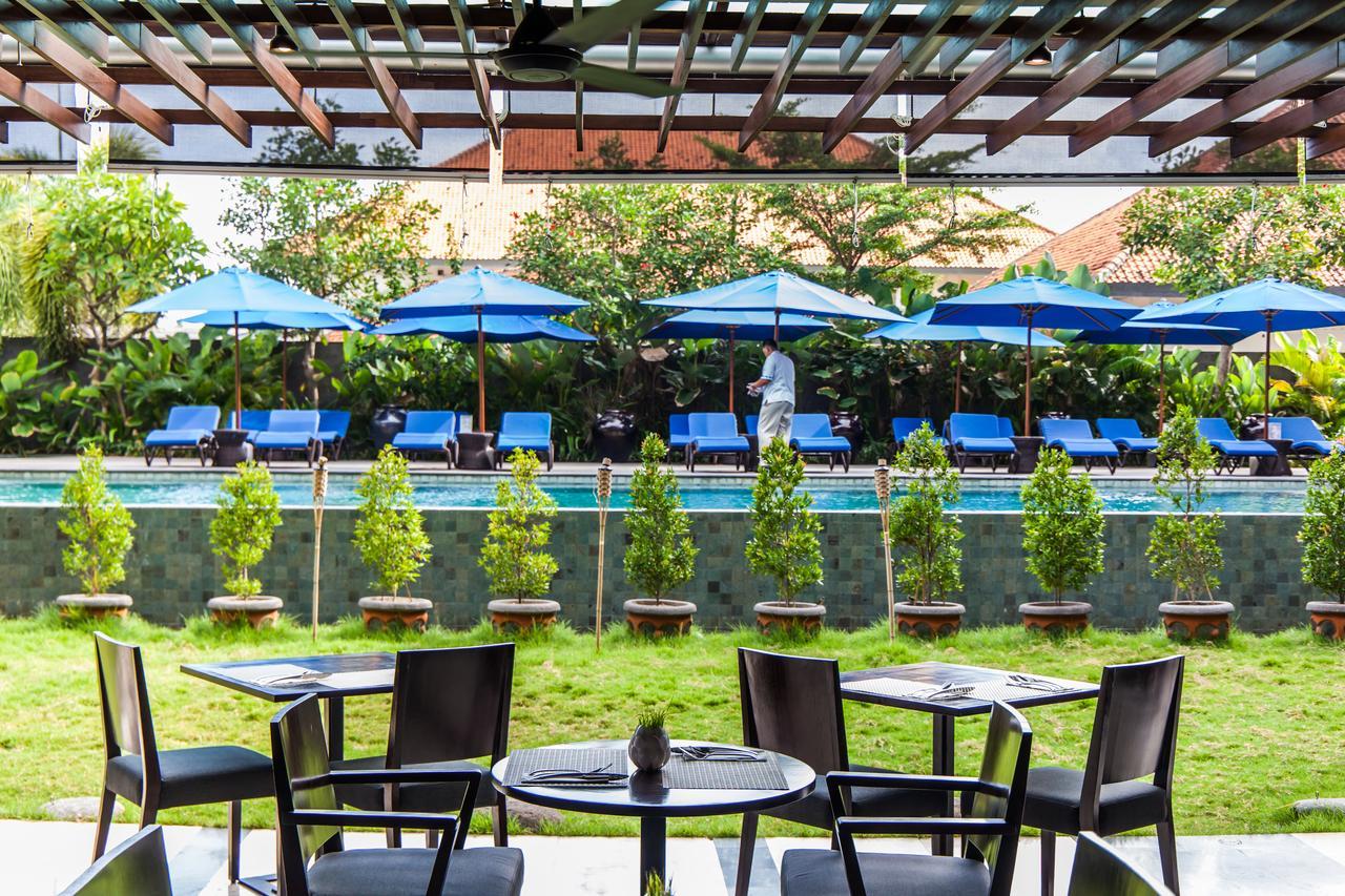 Suites By Watermark Hotel And Spa Jimbaran Exterior foto