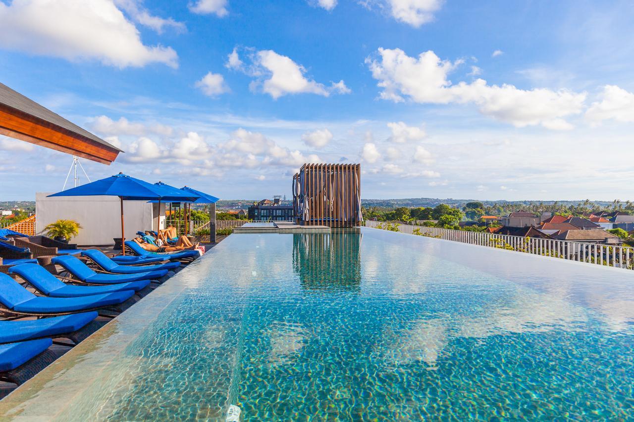 Suites By Watermark Hotel And Spa Jimbaran Exterior foto